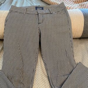 Old navy black and white pants